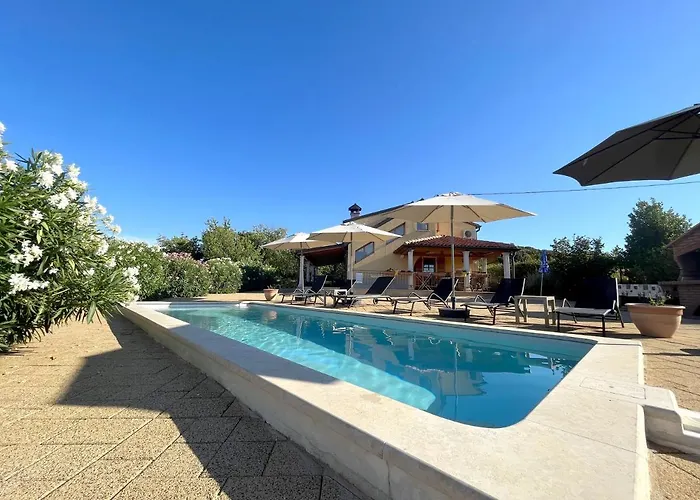 Holiday Home Valmoneda